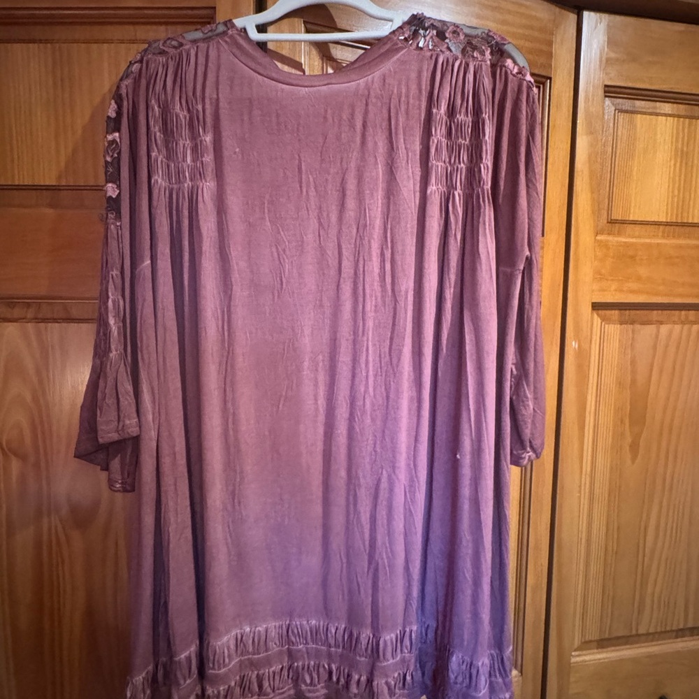 POL Dusty Rose Tunic with Lace Accents - Picture 5 of 6